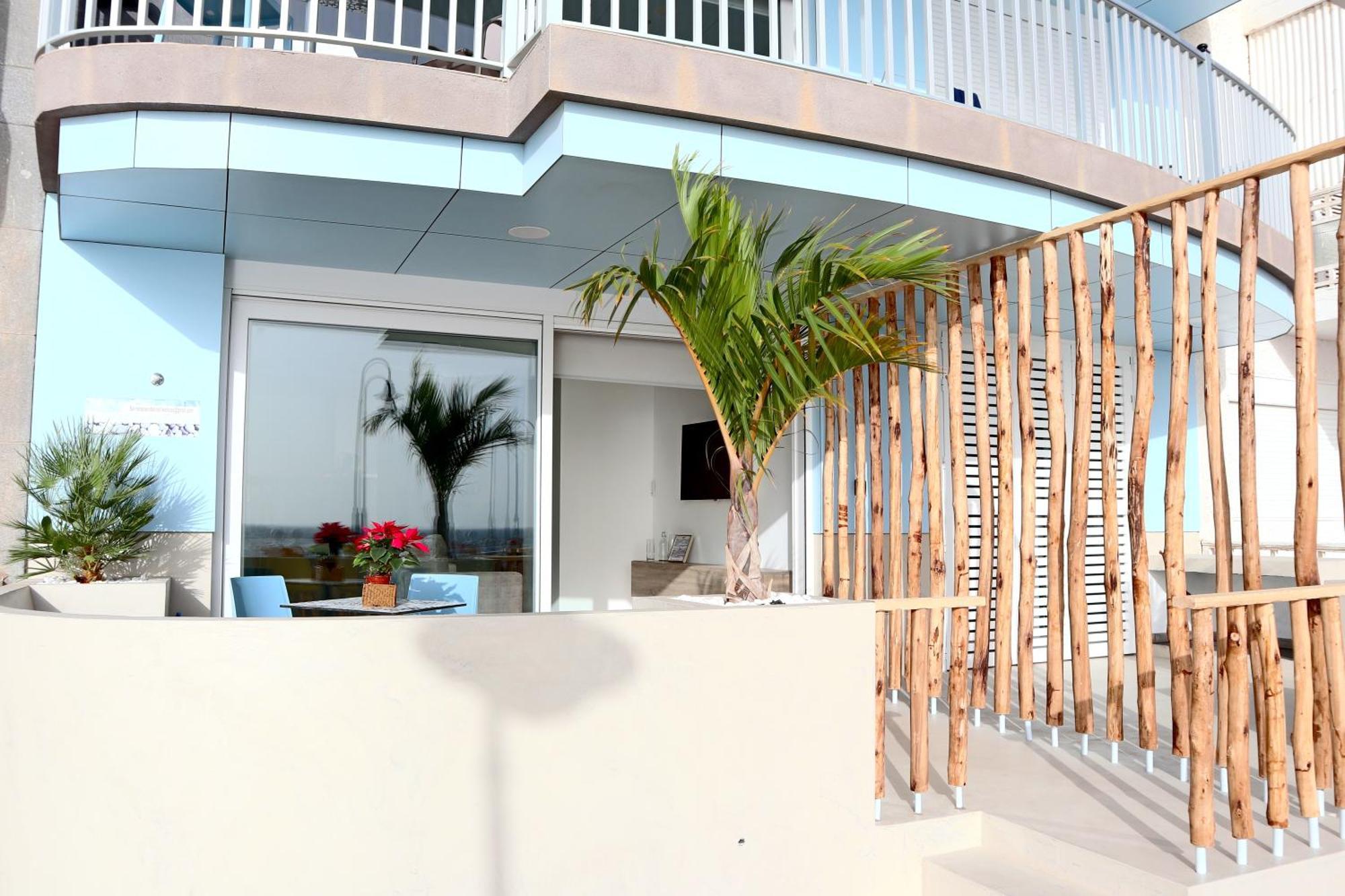 Апартаменты Durmiendo Sobre El Mar, Vivienda La Baja Grande Тельде Экстерьер фото